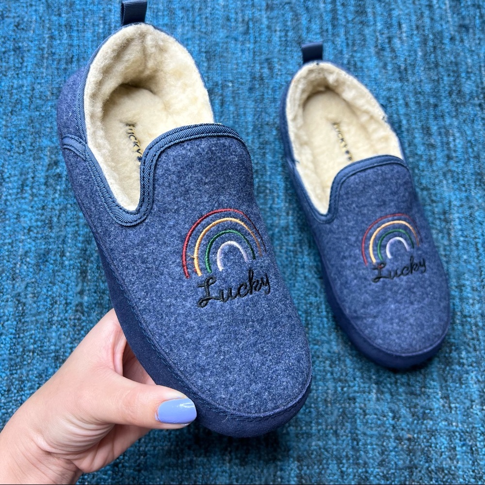 Lucky Brand Kozey 2 Faux Fur Lucky Rainbow Slippers in Blue Women's 6 Slip on